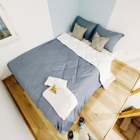 Velestinou Private Maisonette Apartment เอเธนส์ ภายนอก รูปภาพ